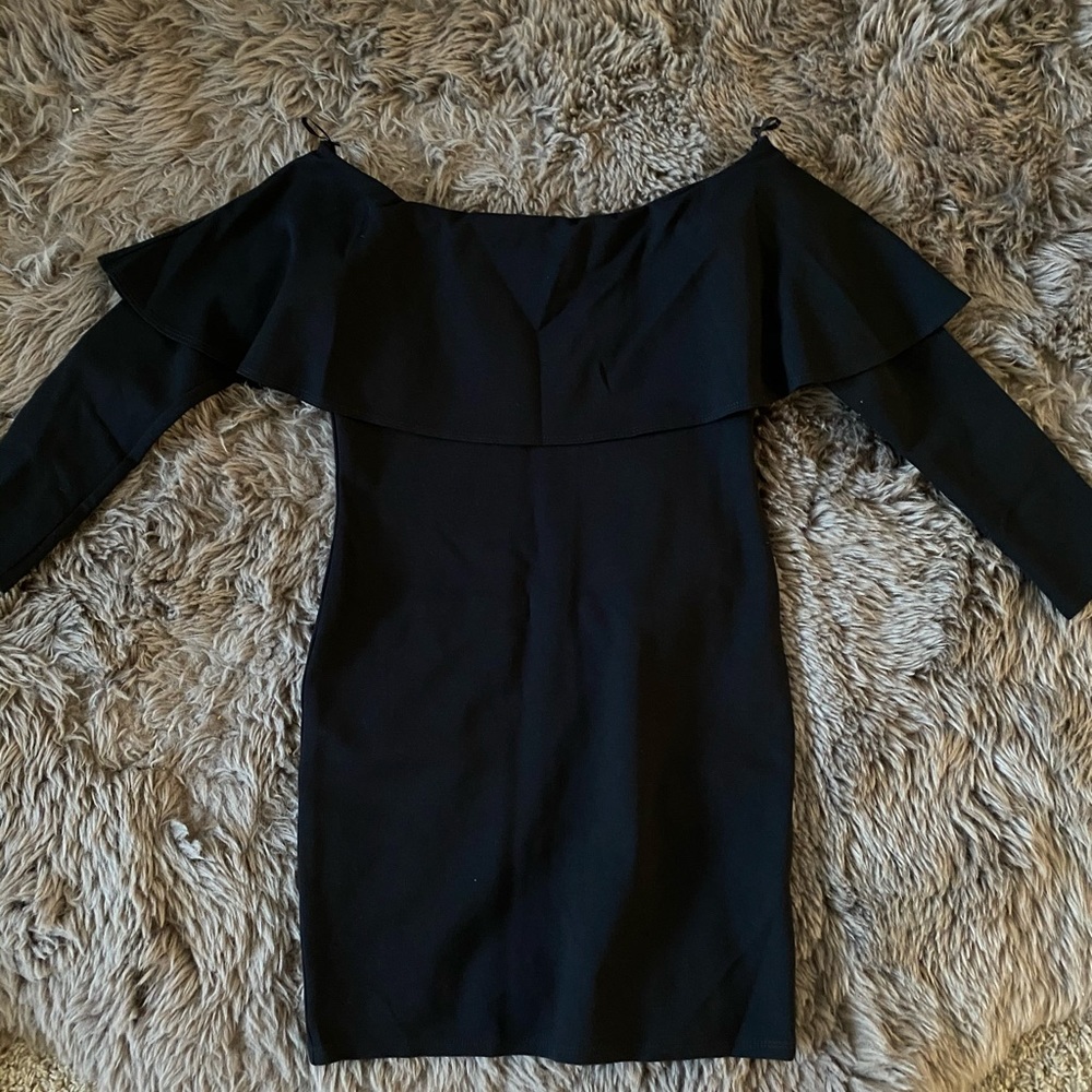 Off shoulder forever 21 dress.